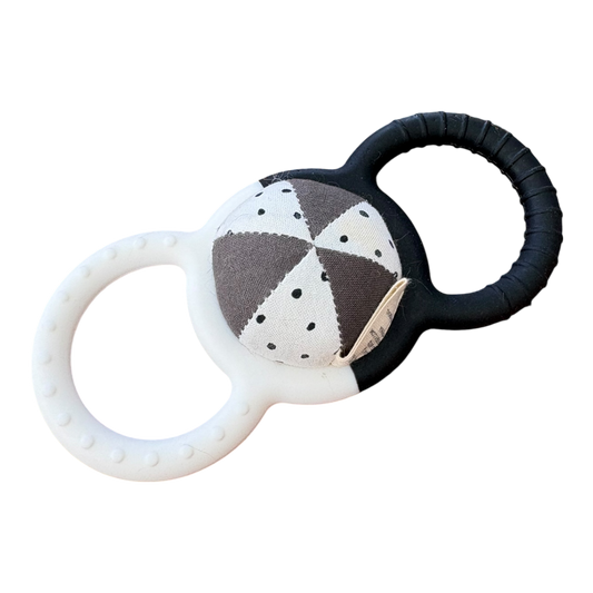 Black & White Rattle