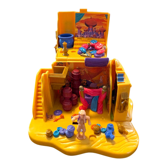 Vintage 1995 Polly Pocket Disney Aladdin Agrabah Marketplace playset by Bluebird