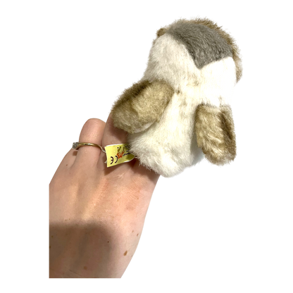 Barn Owl Finger Puppet